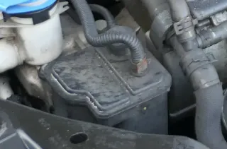 VW Golf Caddy Aktivkohlefilter Aktivkohlebehälter 1K0201797AE Druckventil - Bild 1