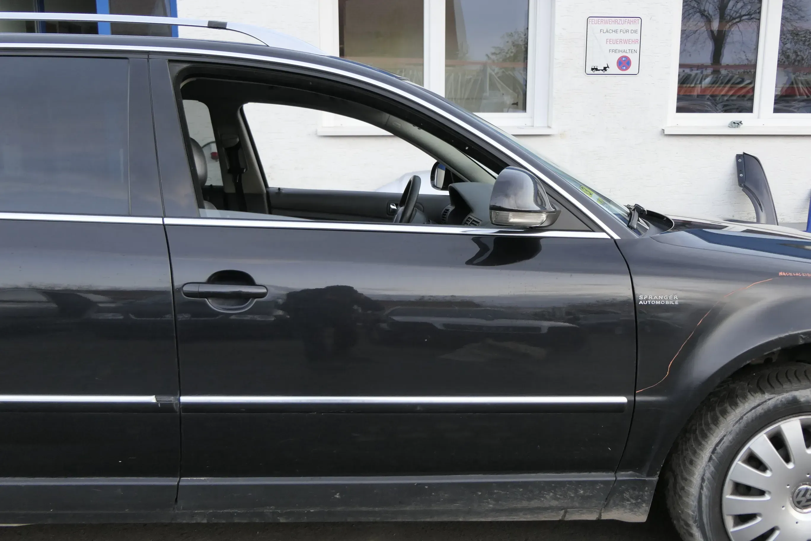 VW Passat 3B 3BG Kombi + Limo Tür vorne rechts Beifahrertür schwarz LC9Z black m - Bild 1