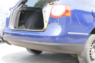 VW Passat 3C Kombi Stoßstange hinten Heckstoßstange Stoßfänger blau LA5E - Bild 4