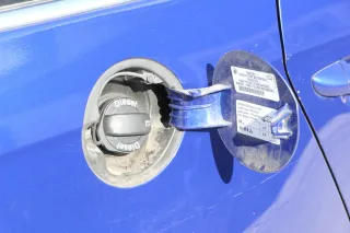 VW Passat 3C Kombi Tankdeckel Klappe Tankklappe Deckel Tank blau LC5E - Bild 2