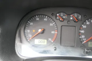 VW Golf 4 Tacho Tachometer Kombiinstrument 307.000km 1J0919861 1,4 16V 75PS 55kw - Bild 2