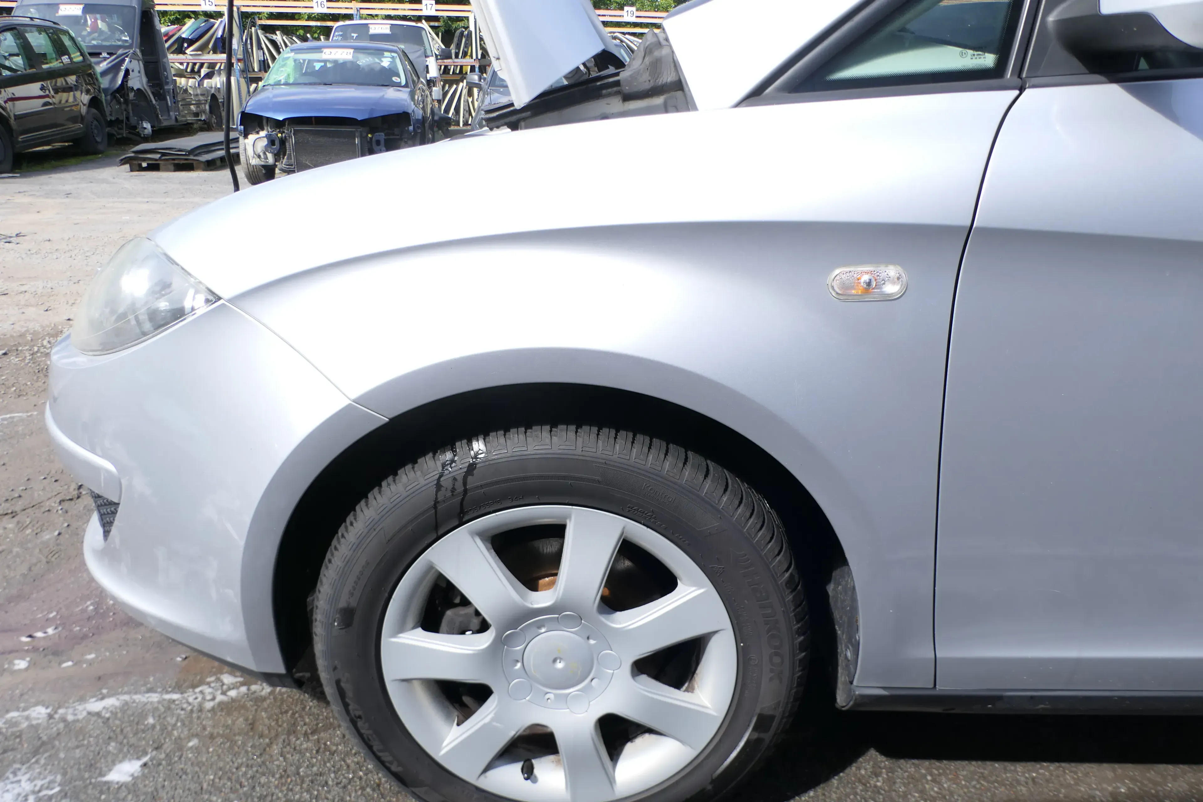 Seat Altea 5P Kotflügel vorne links grau silber LS7N - Bild 1