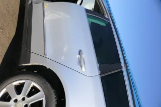 VW Passat 3C Kombi Variant Tür hinten links silber LA7W -OHNE Anbauteile  - Rost - Bild 3