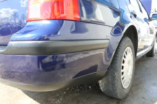 VW Golf 4 Kombi Avant Stoßstange hinten Heckstoßstange Stoßfänger blau LB5N - Bild 4