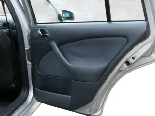 1x Octavia 1U Kombi Türverkleidung Verkleidung Tür hinten rechts - Bild 4