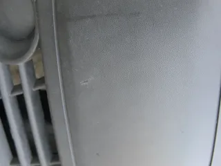 VW Fox 5Z Stoßstange vorne Stoßfänger schwarz mit Grill - Bild 4
