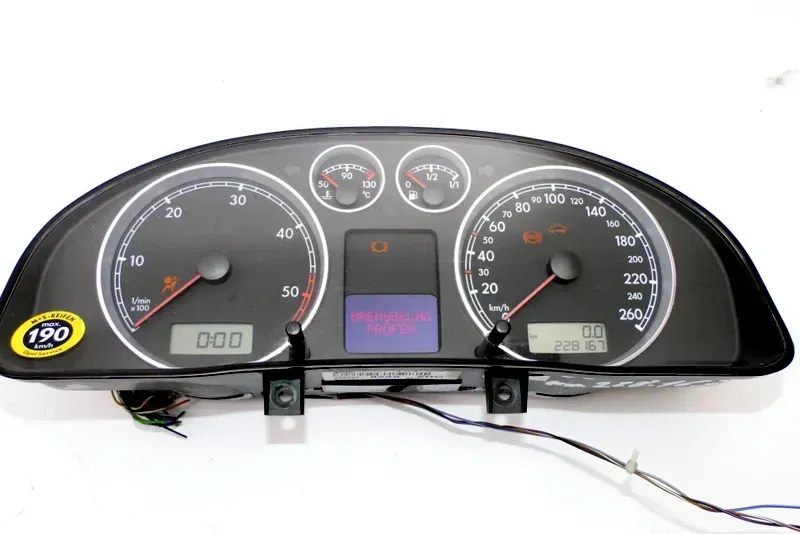 VW Passat 3BG Tacho Tachometer Kombiinstrument 228.000km 3B0920829A Diesel TDI - Bild 1