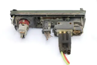 Audi 200 turbo quattro Allrad Differntialsperre Steuergerät Schalter 447919214A - Bild 2
