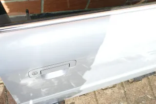 Audi A6 4A C4 Tür Türblatt vorne rechts Beifahrertür silber LY7M - Bild 3