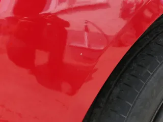 Fabia 5J Schrägheck Limousine Stoßstange hinten Heckstoßstange rot LF3K - Bild 9