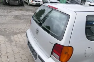 Polo 6N2 Heckklappe Klappe hinten Kofferraumklappe silber LB7Z Scheibe - Bild 4