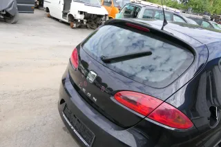 Seat Leon 1P Heckklappe Klappe hinten Kofferraumklappe schwarz LC9Z + Scheibe - Bild 3