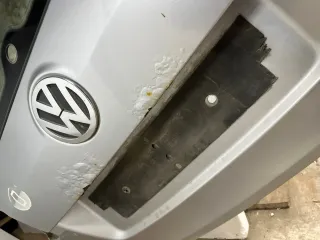 VW Golf Plus 5M Heckklappe hinten Kofferraumklappe Scheibe silber LA7W - ROST - Bild 5