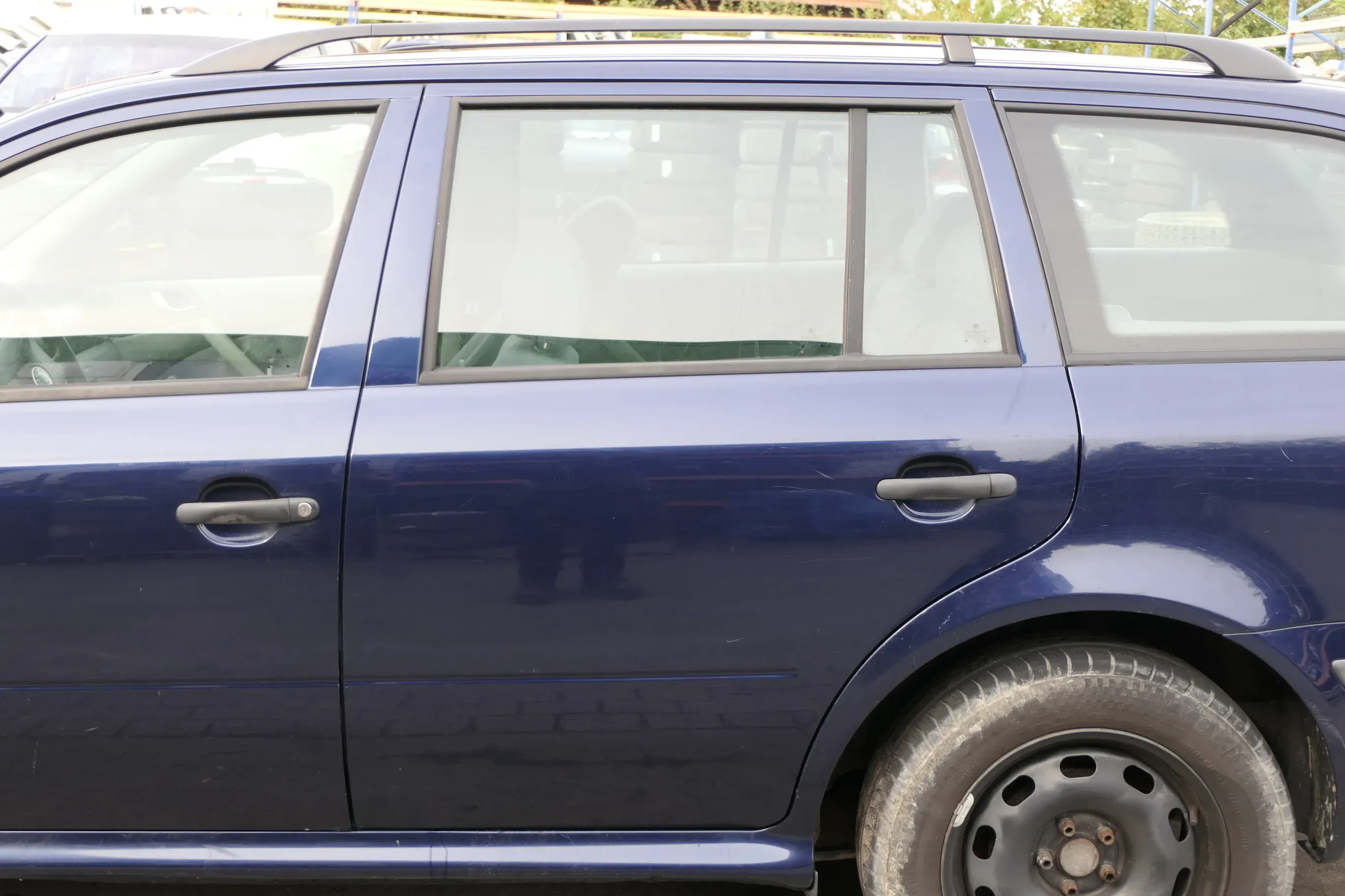 Skoda Octavia 1U5 Combi Kombi Variant Tür hinten links blau LF5U tiefseeblau - Bild 1