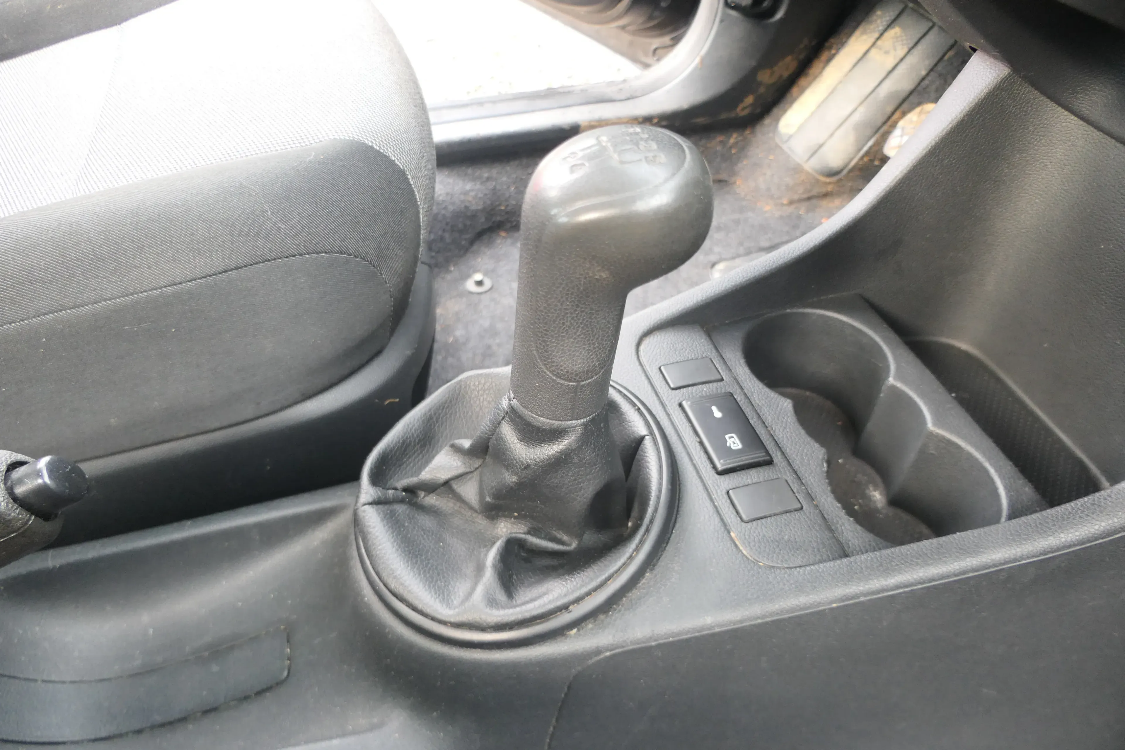 Skoda Fabia Roomster 5J Schaltknauf Schaltsack Schaltung Schaltknauf original 9B - Bild 1