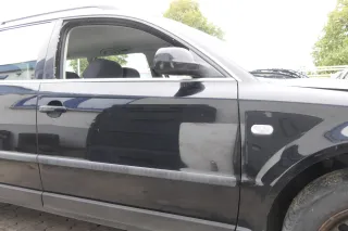 VW Passat 3B 3BG Kombi + Limo Tür vorne rechts Beifahrertür schwarz L041 - Bild 1