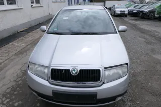 Skoda Fabia 6Y Motorhaube Klappe vorne silber grau LF7T mit Grill vorn - Bild 1