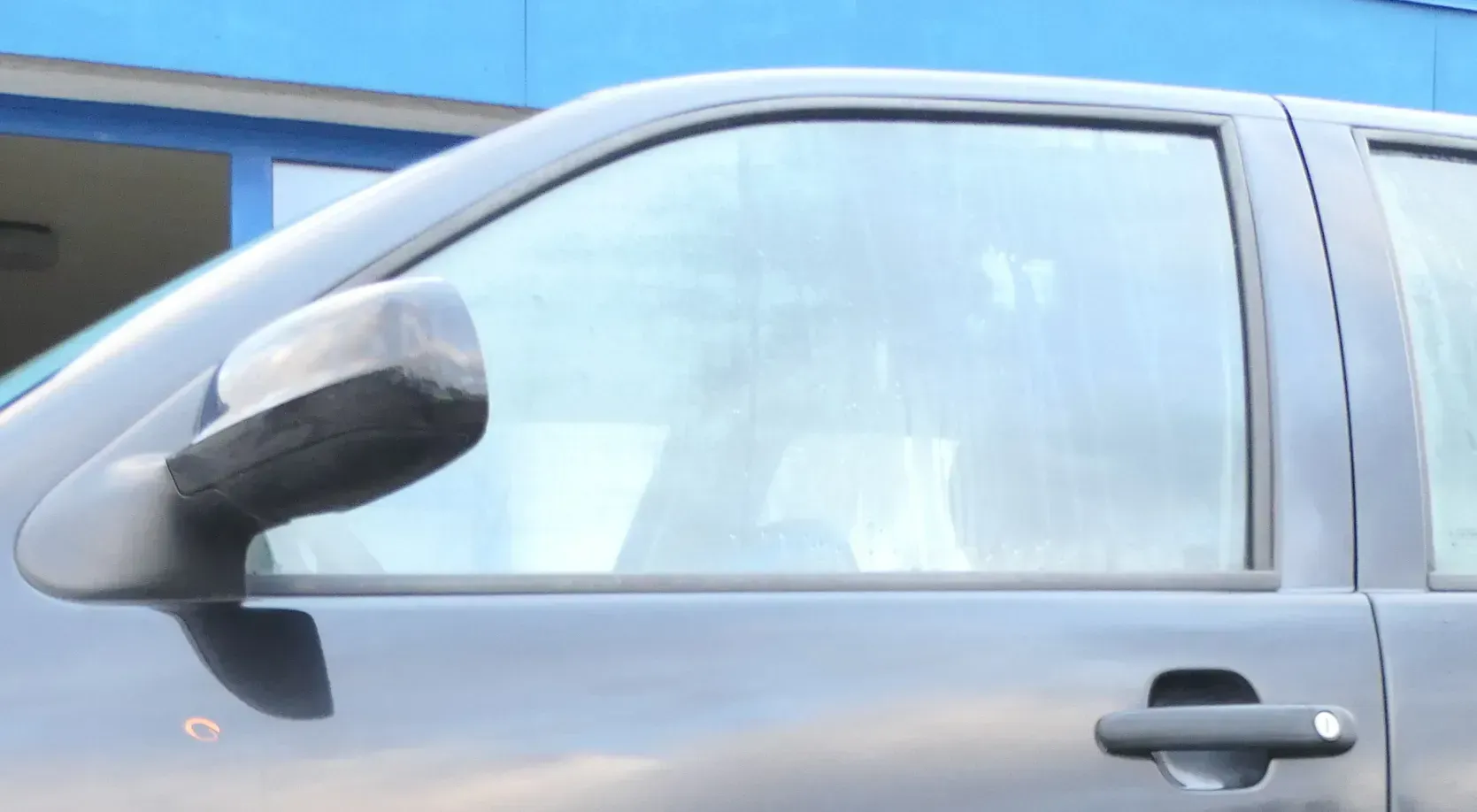 VW Polo Kombi Caddy 9K vorne links Fenster Scheibe in Tür Fensterscheibe - Bild 1