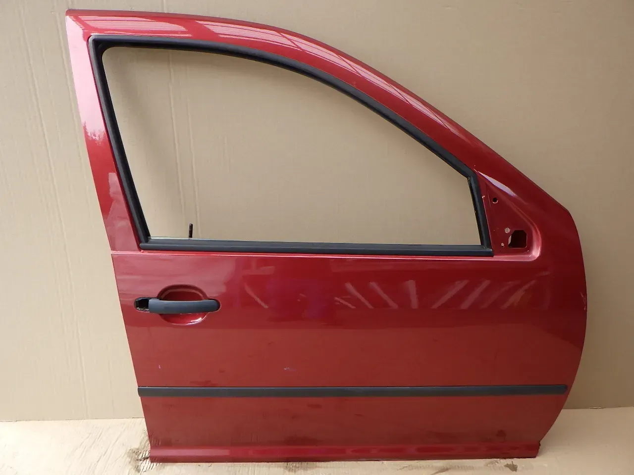 VW Golf 4 Bora Tür vorne rechts Beifahrertür 4/5-Türer+Kombi rot canyonred LC3K - Bild 1