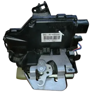 Audi A4 8E Stellmotor Tür Türschloß mit ZV vorne rechts 8E1837016C - Bild 1