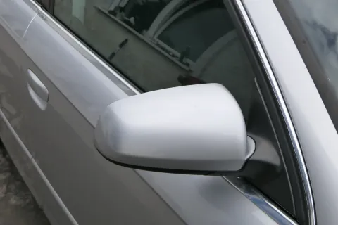 Audi A4 B6 B7 8E Spiegel Außenspiegel rechts elektrisch LY7W silber Spiegelglas