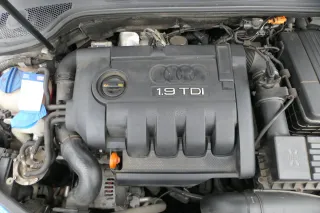 A3 8P Motorabdeckung Abdeckung Motor Blende 03G103967B 1,9 TDI BLS Diesel - Bild 1