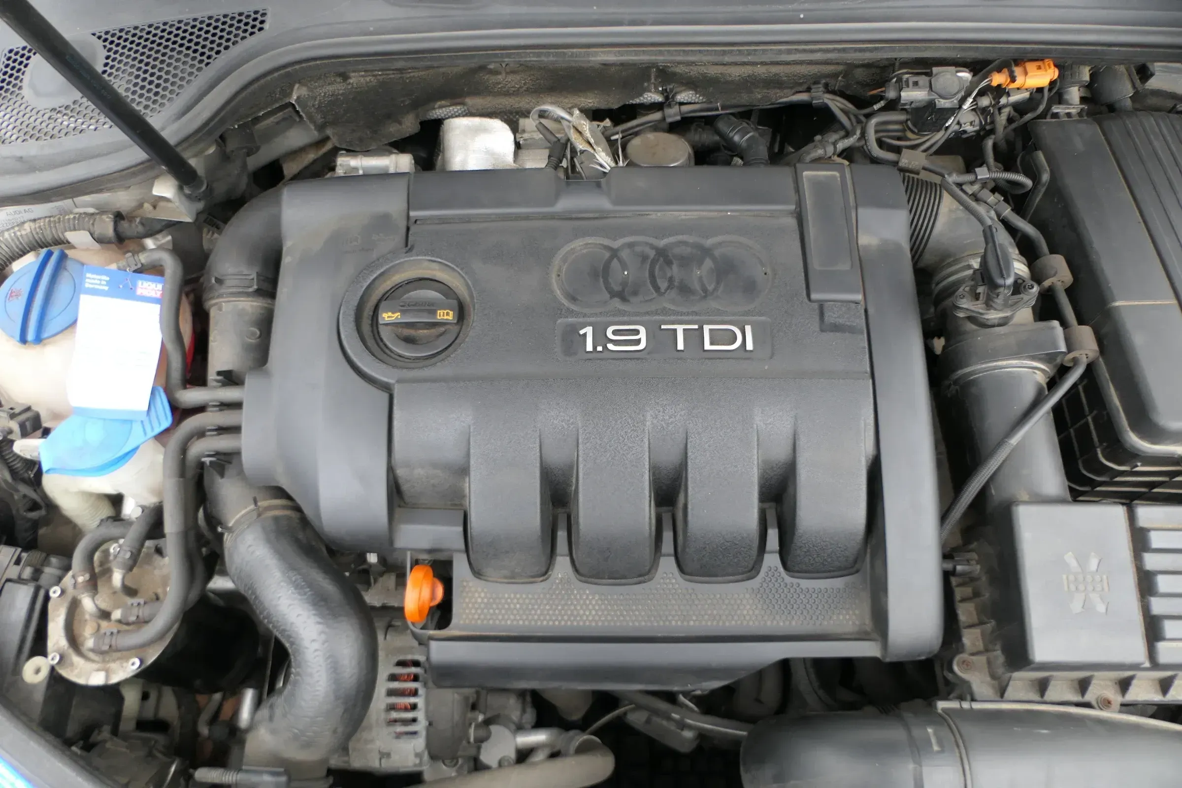 A3 8P Motorabdeckung Abdeckung Motor Blende 03G103967B 1,9 TDI BLS Diesel - Bild 1
