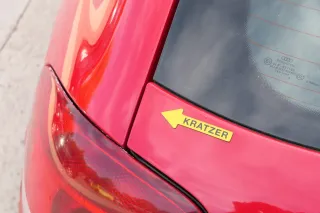 Audi A3 8P 2/3-Türer Heckklappe Klappe hinten rot LY3J 2/3-Türer Scheibe - Bild 3