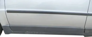 VW Passat 3B 3BG 3B6 Kombi + Limo Tür vorne links Fahrertür grau LD7W OHNE Anbau - Bild 2