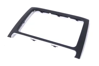 VW Polo 6R Mittelkonsole Verkleidung um Radio / Navi schwarz Blende - Bild 2