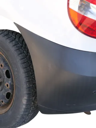 VW Fox 5Z Stoßstange hinten Stoßfänger schwarz matt unlackiert - Bild 9