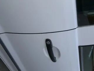 VW Fox 5Z Tür vorne rechts Beifahrertür rechts weiß LB9A - ohne Anbauteile - Bild 2