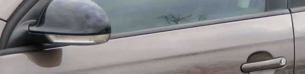 Golf 5/6 Kombi Leiste Zierleiste vorne links oben Fensterschachtabdeckung schwar - Bild 1