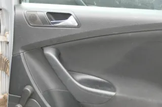 1x VW Passat 3C Variant Türverkleidung Verkleidung Tür hinten rechts schwarz - Bild 2