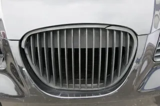 Seat Ibiza 6L Stoßstange Frontstoßstange vorne schwarz LC9Z bis ca.Anfang 2006 c - Bild 9
