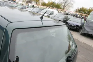 VW Golf 4 Limousine Heckklappe Kofferraumklappe Klappe hinten grün LC6M ohneAn - Bild 5