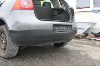 VW Golf 5 1K Limousine Stoßstange hinten Heckstoßstange grau LA7T united - Bild 3
