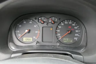 VW Golf 4 Tacho Tachometer Kombiinstrument 291.000km 1J0919860 1,4 16V 75PS 55kw - Bild 1