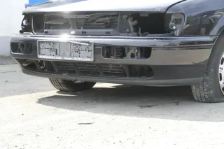 VW Passat 3A 35i Stoßstange vorne Frontstoßstange Pralldämpfer schwarz LC9Z GL G - Bild 6