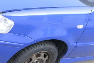 VW Polo 6N2 Kotflügel vorne links blau LA5C indigoblau (bis auf den Schweller) R - Bild 3