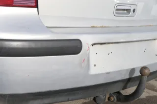 VW Golf 4 Limousine Stoßstange hinten Heckstoßstange Stoßfänger silber grau - Bild 7