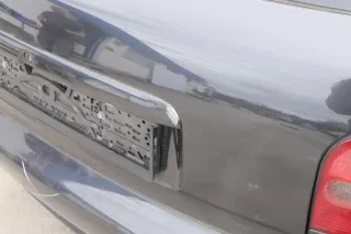 Audi A3 8L bis ca.Bj.1999 Heckklappe Kofferraumklappe Klappe hinten schwarz LZ9U - Bild 5