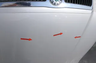 Skoda Fabia 6Y Motorhaube KLappe vorne silber grau LF7T mit Grill-Ecke geknickt - Bild 4