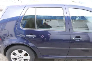VW Golf 4 Limousine Tür hinten rechts blau LC5H (KEINkombi) - Bild 1