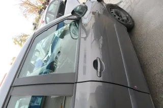 Fabia 5J Kombi + Limo Tür vorne rechts Beifahrertür grau titangrau 9795 - Bild 2
