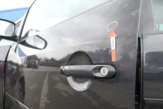 VW Touran 1T 1T3 Tür vorne links Fahrertür schwarz LC9Z OHNE Anbauteile Cross - Bild 3