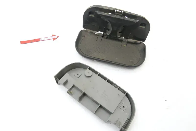 VW T4 Becherhalter Getränkehalter Dosenhalter Halter Getränke am Sitz - DEFEKT - Bild 1