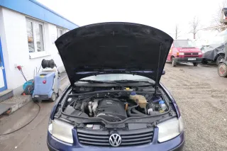 VW Passat 3B Motorhaube Klappe vorne vorn Haube blau LB5N - Bild 2