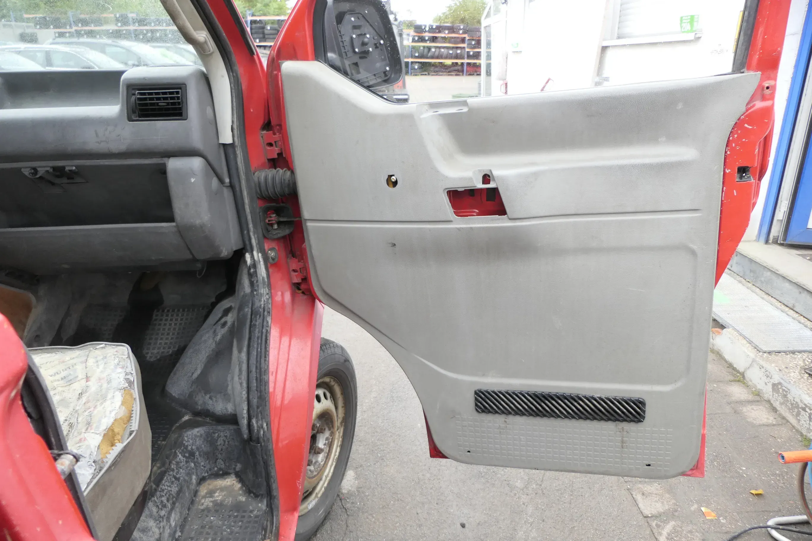 VW T4 Türverkleidung Verkleidung Tür vorne rechts grau Seitenverkleidung Seite I - Bild 1