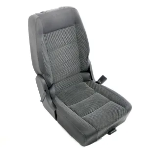VW Touran Sitz hinten rechts (hinter Beifahrersitz) Rücksitz anthrazit Isofix 83 - Bild 3